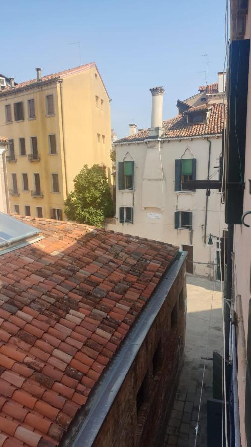 Snc1018 Modern Boutique Apartment Venesia Bagian luar foto