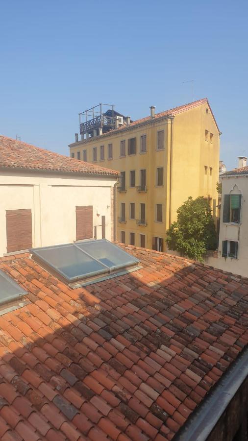 Snc1018 Modern Boutique Apartment Venesia Bagian luar foto