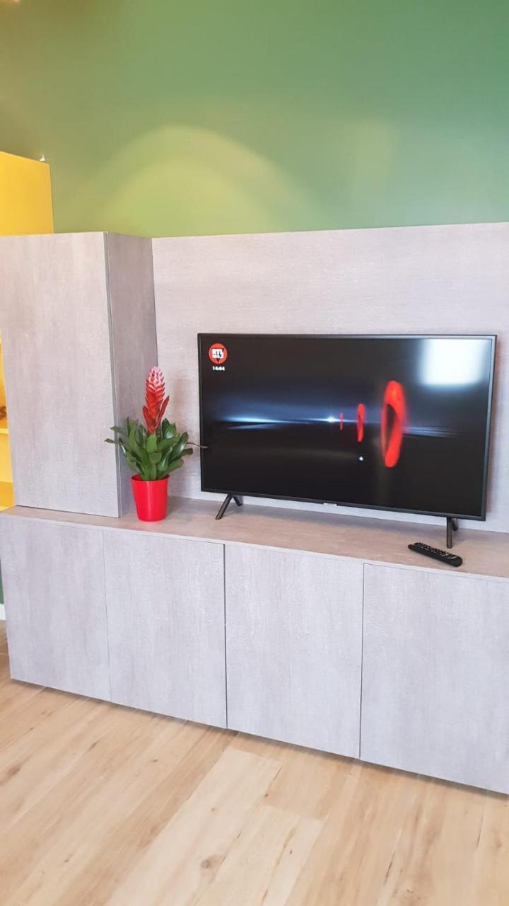 Snc1018 Modern Boutique Apartment Venesia Bagian luar foto